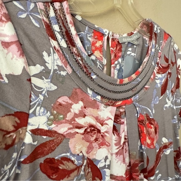 NWT Anthropologie Daniel Rainn Gray and Red Floral Cap Sleeve Top Size PXS - Picture 4 of 10